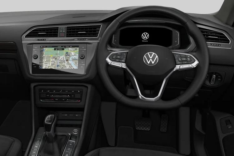 VOLKSWAGEN TIGUAN ALLSPACE ESTATE 1.5 TSI Life 5dr
